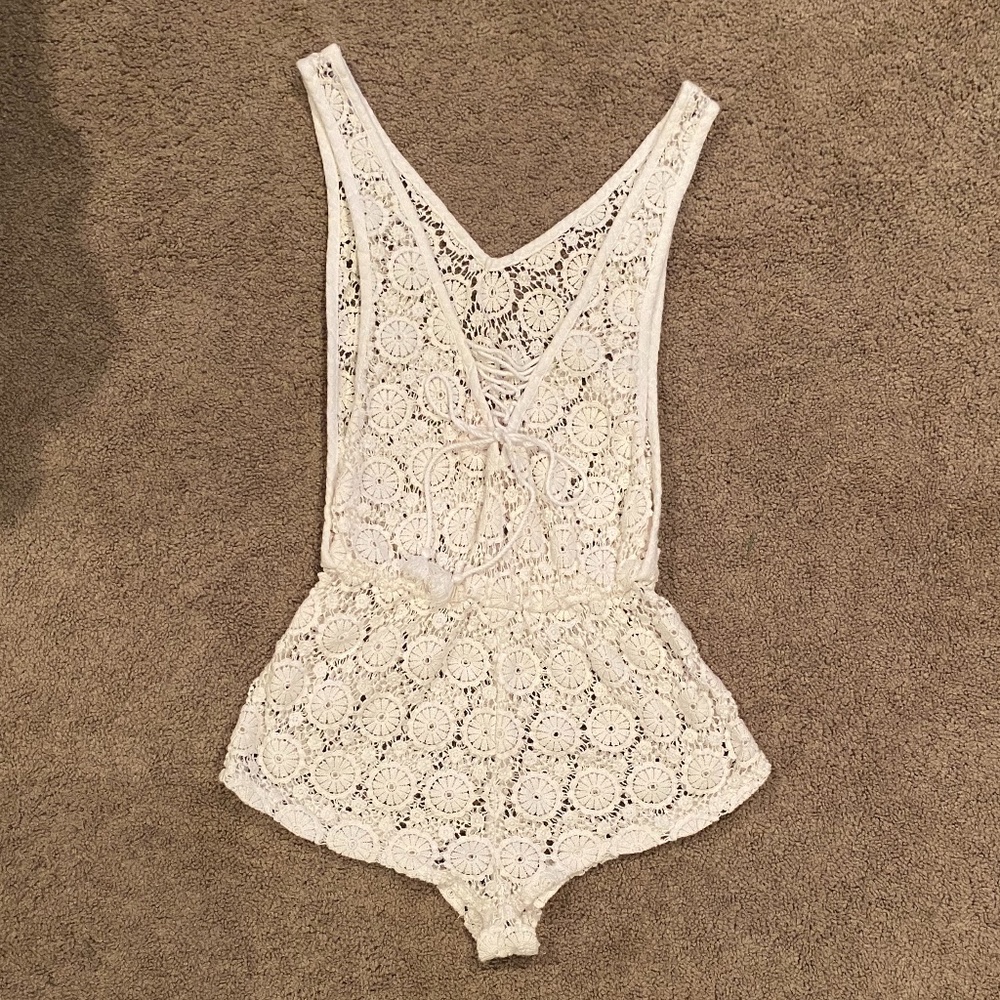 Victoria's Secret White Bathing Suit Coverup; Size Small Petite